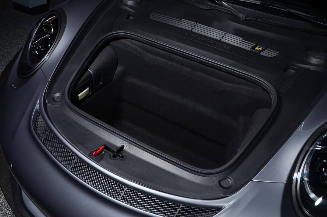 2018 Porsche 911 GT3 Touring — photo 7
