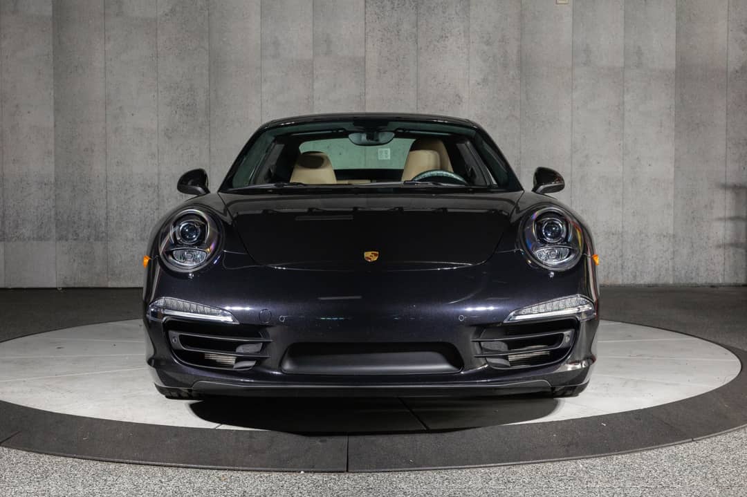2013 Porsche 911 Carrera 4S — photo 4