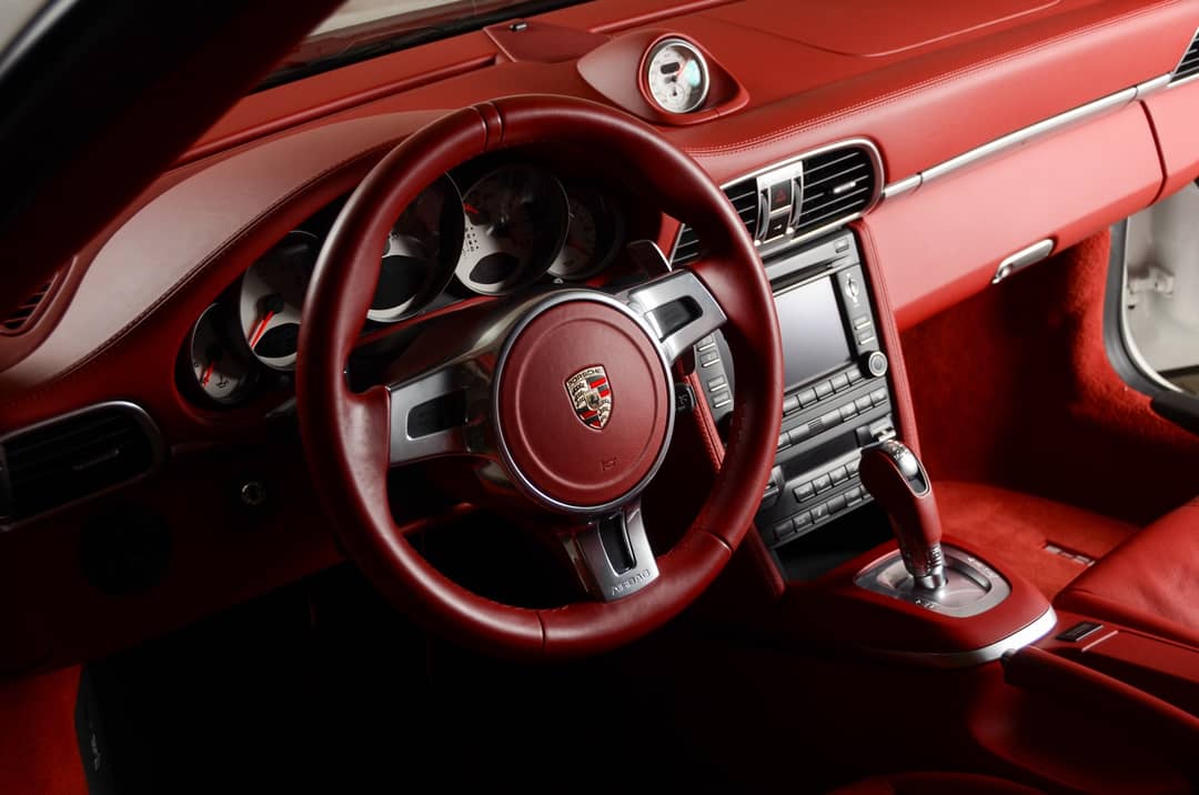 2012 Porsche 911 Carrera GTS — photo 28