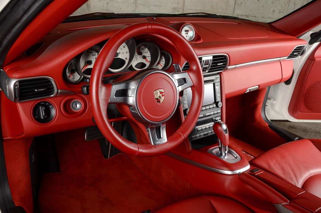 2012 Porsche 911 Carrera GTS — photo 4