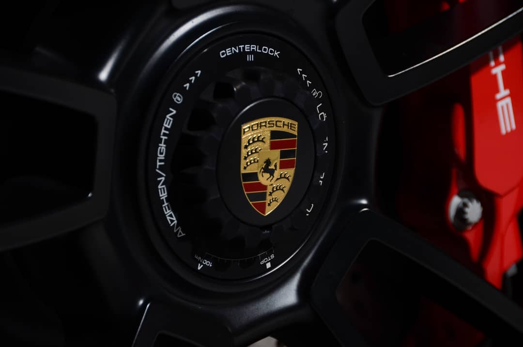 2022 Porsche 911 Targa 4 GTS — photo 12