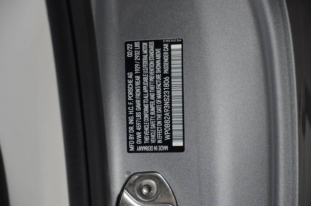 2022 Porsche 911 Targa 4 GTS — photo 53