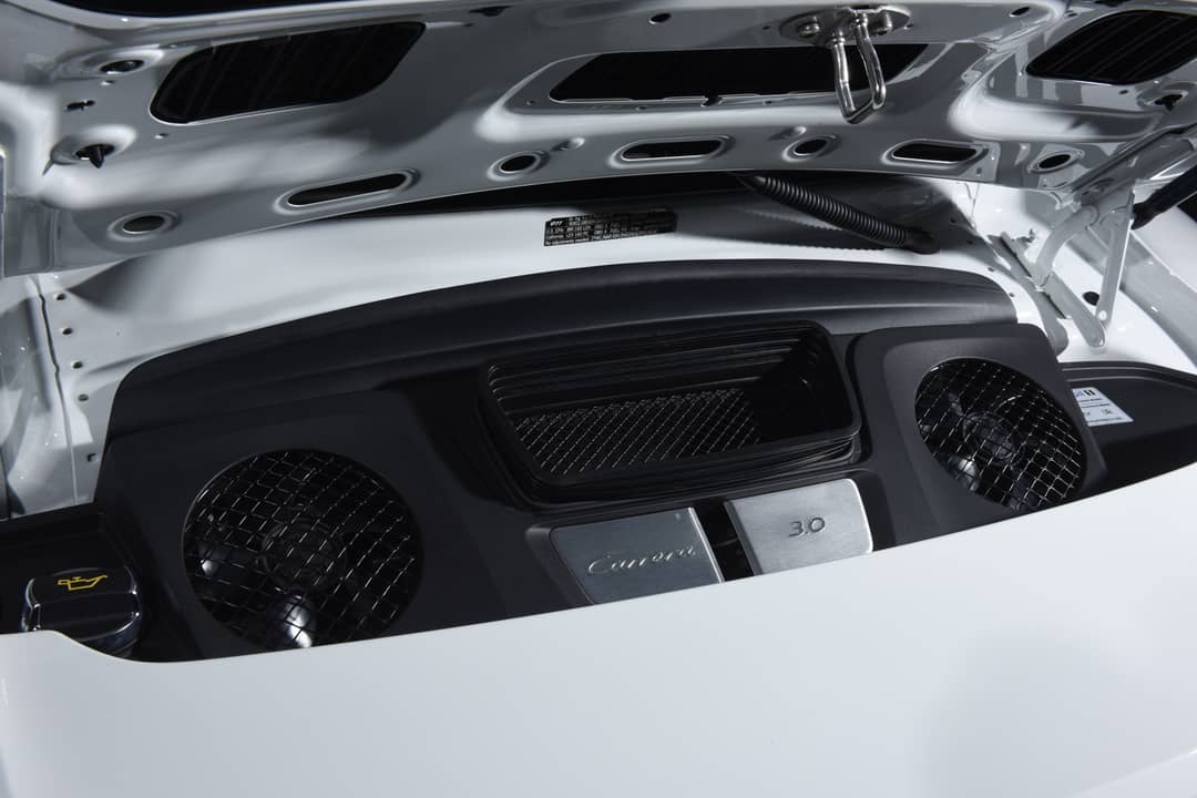 2017 Porsche 911 Carrera — photo 17