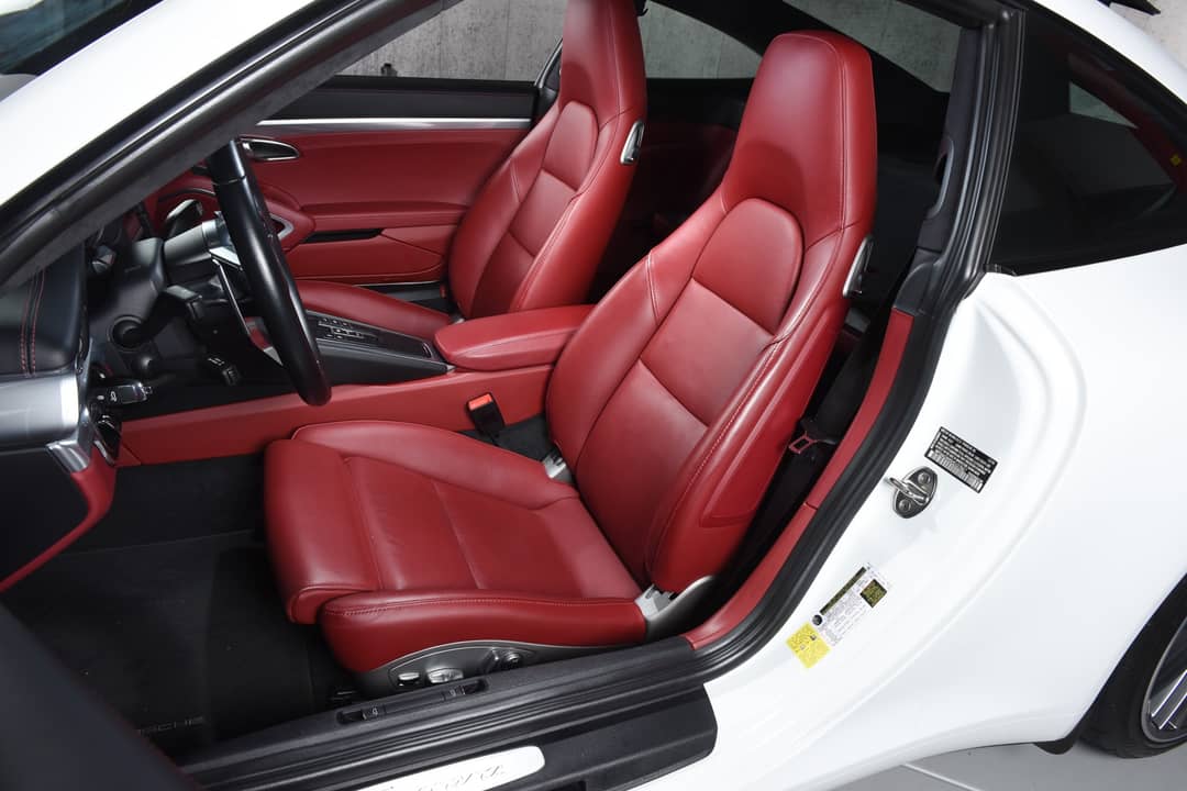 2017 Porsche 911 Carrera — photo 30