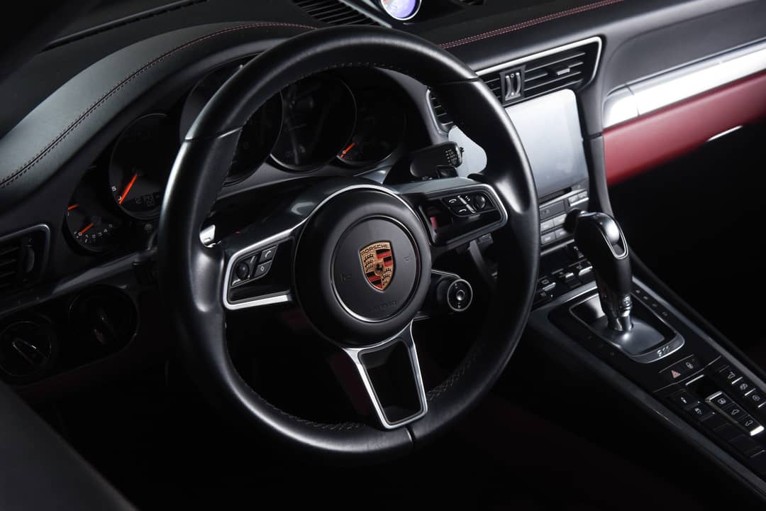 2017 Porsche 911 Carrera — photo 36