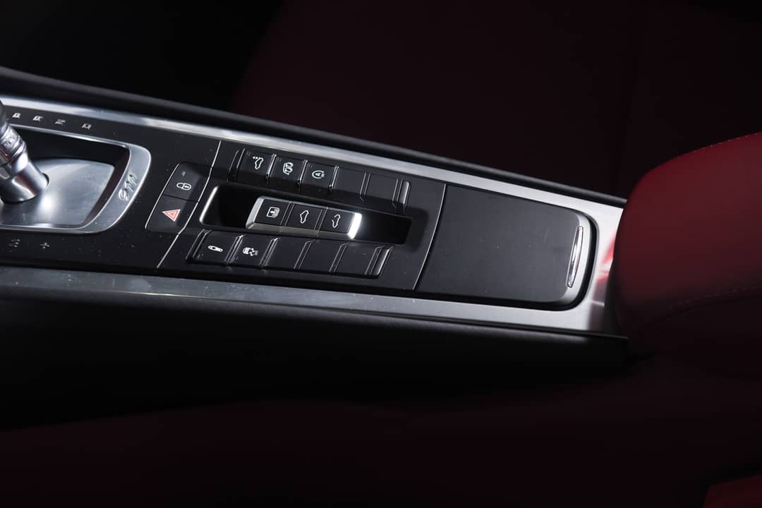 2017 Porsche 911 Carrera — photo 41
