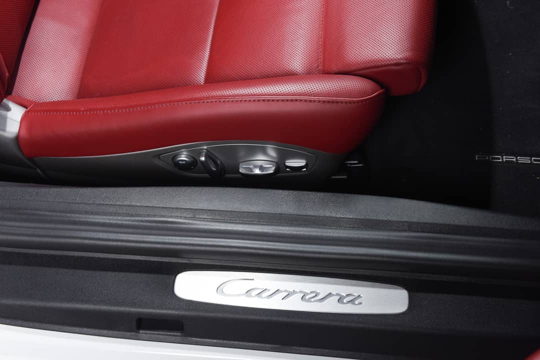 2017 Porsche 911 Carrera — photo 46