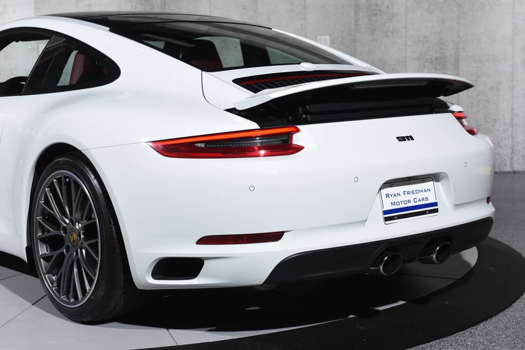 2017 Porsche 911 Carrera — photo 6