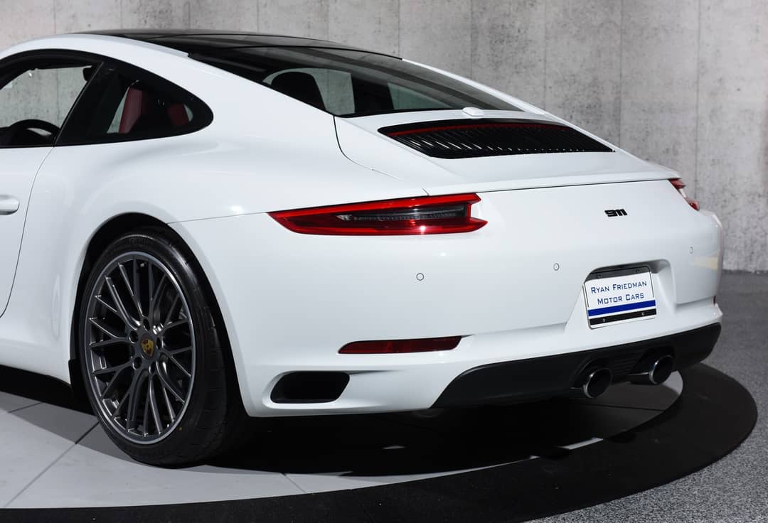2017 Porsche 911 Carrera — photo 8