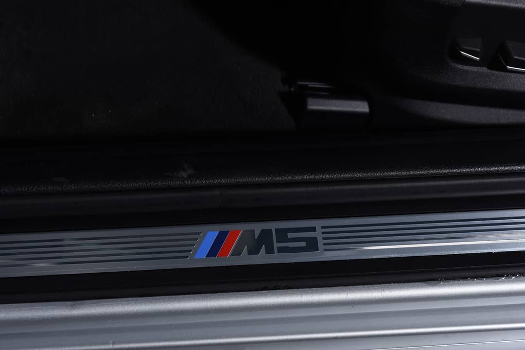 2014 BMW M5 — photo 28