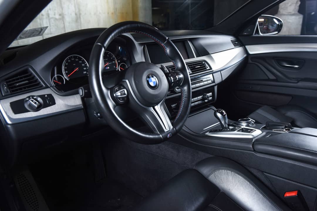 2014 BMW M5 — photo 35