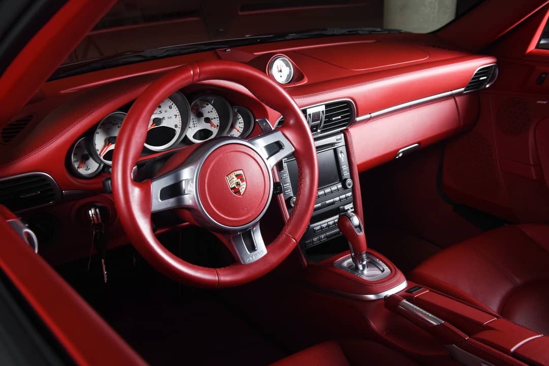 2012 Porsche 911 Turbo S — photo 16