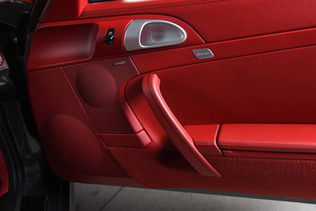 2012 Porsche 911 Turbo S — photo 23