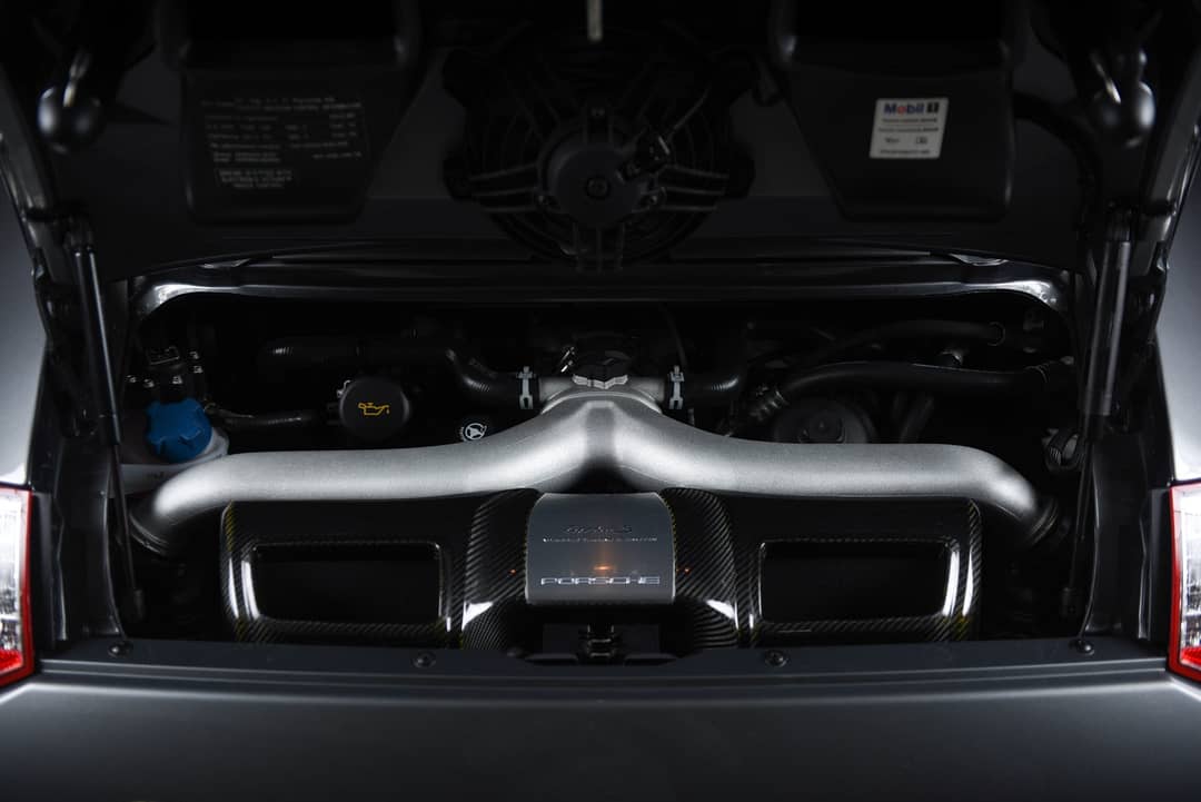 2012 Porsche 911 Turbo S — photo 32