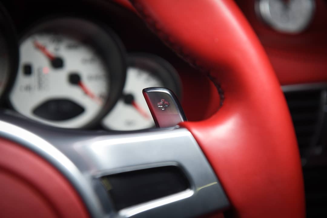 2012 Porsche 911 Turbo S — photo 38