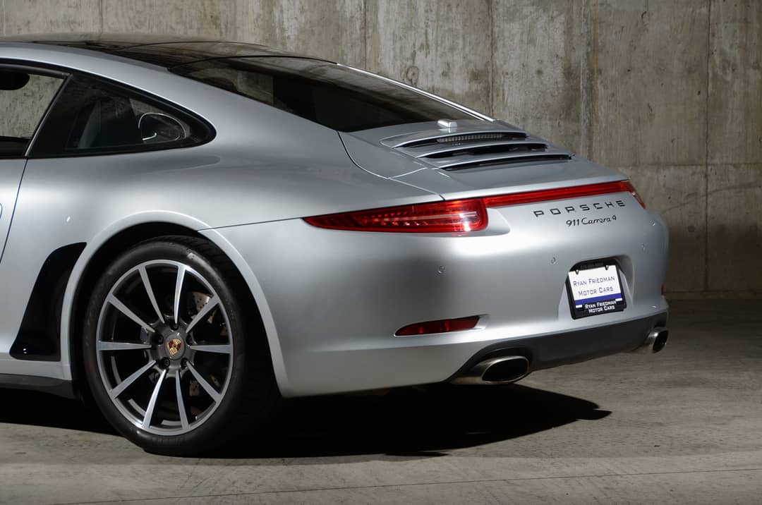 2014 Porsche 911 Carrera 4 — photo 25