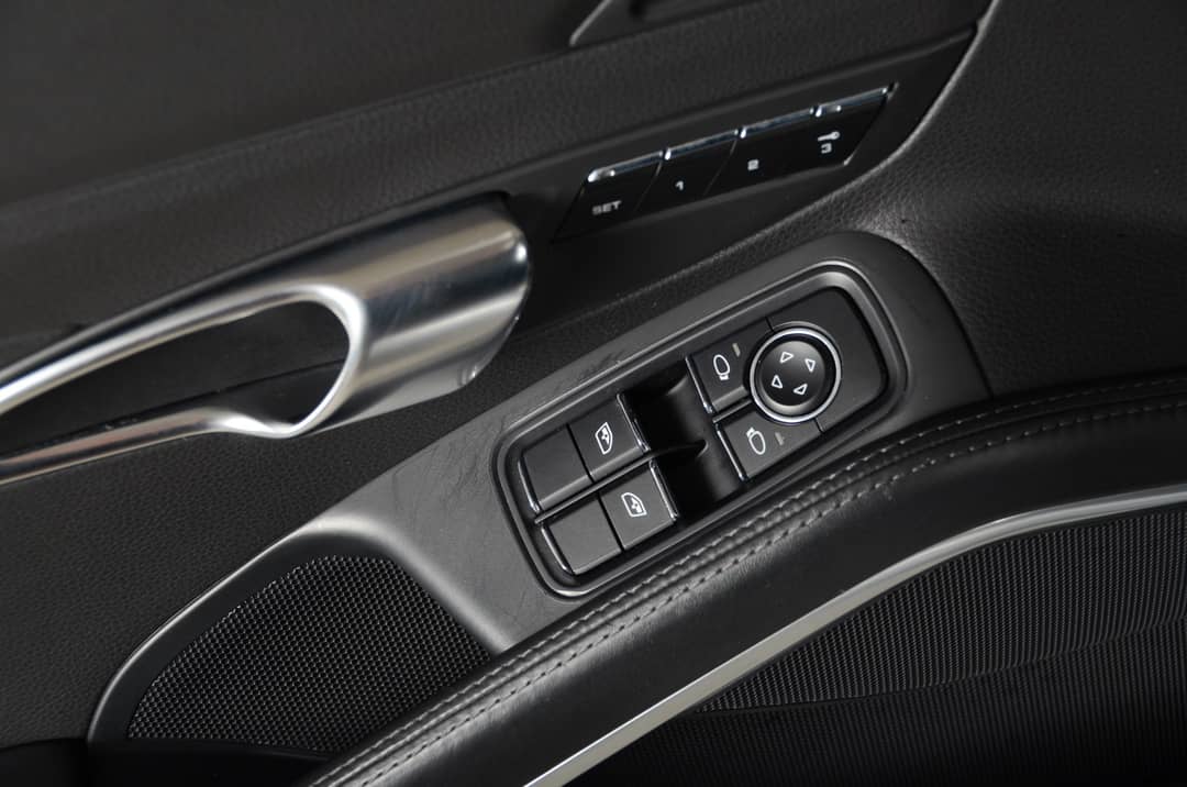 2014 Porsche 911 Carrera 4 — photo 33