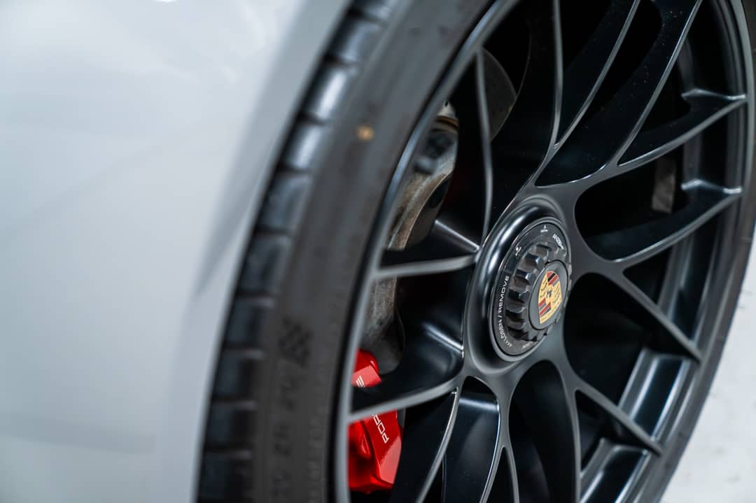 2019 Porsche 911 Targa 4 GTS — photo 18