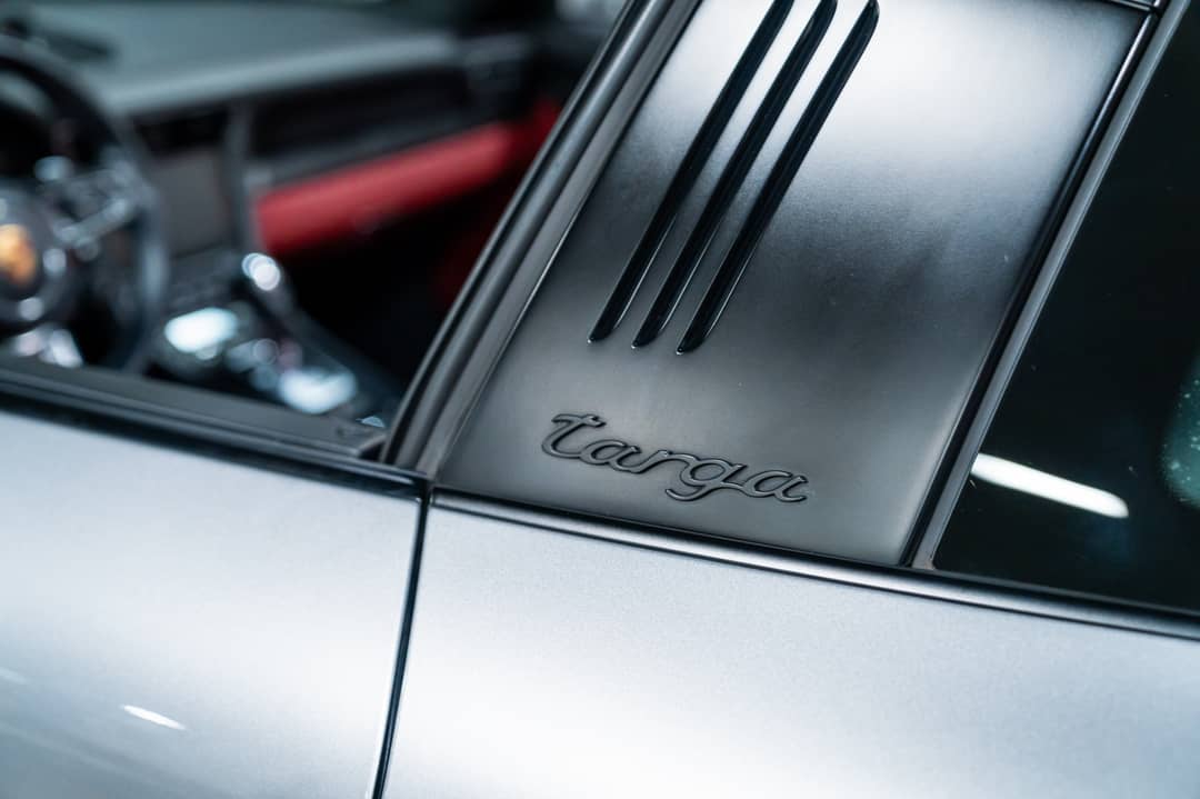 2019 Porsche 911 Targa 4 GTS — photo 19