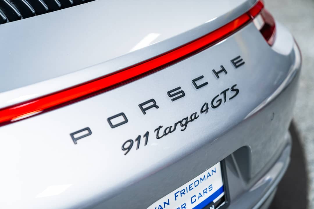 2019 Porsche 911 Targa 4 GTS — photo 21