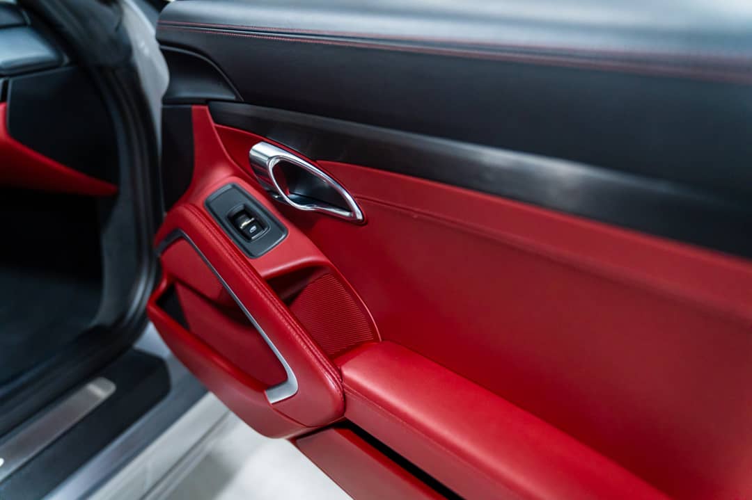 2019 Porsche 911 Targa 4 GTS — photo 29