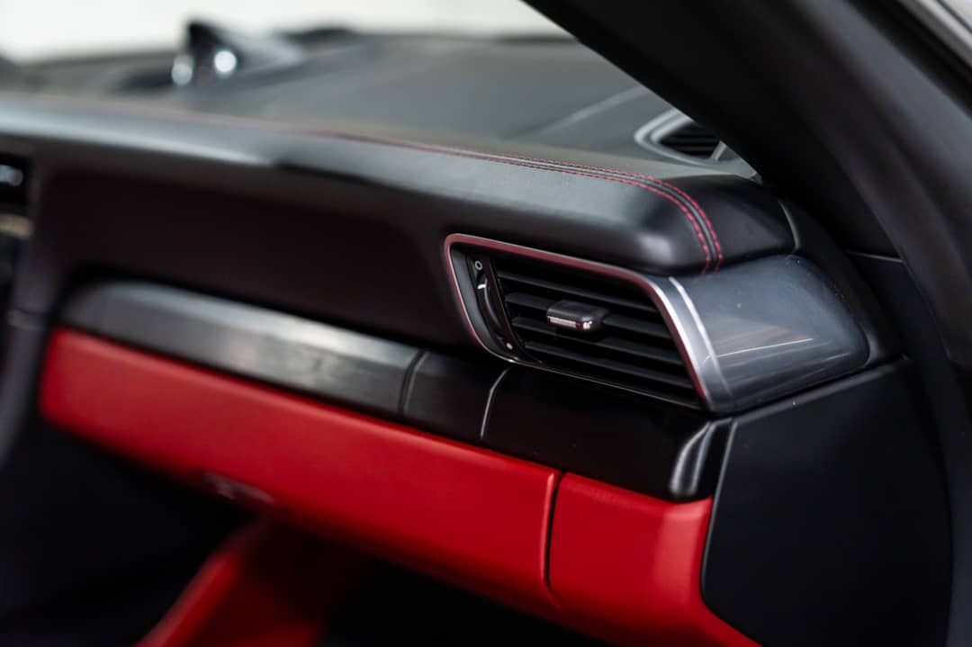 2019 Porsche 911 Targa 4 GTS — photo 33
