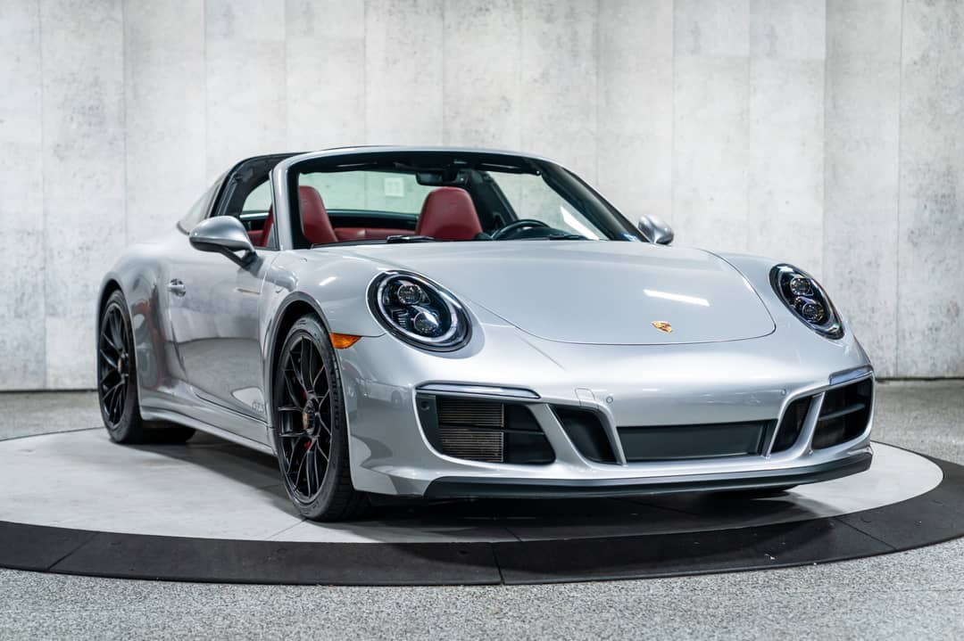 2019 Porsche 911 Targa 4 GTS — photo 5