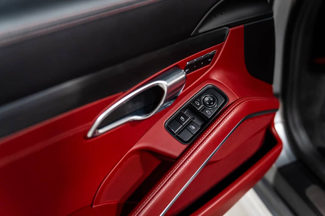 2019 Porsche 911 Targa 4 GTS — photo 46