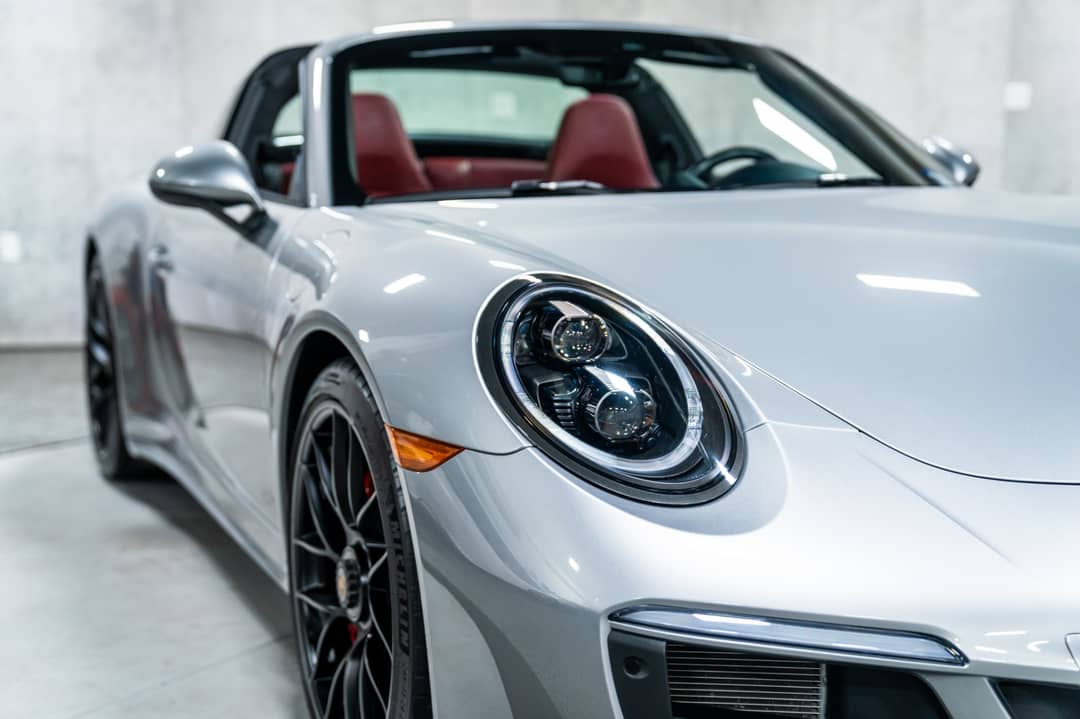 2019 Porsche 911 Targa 4 GTS — photo 6