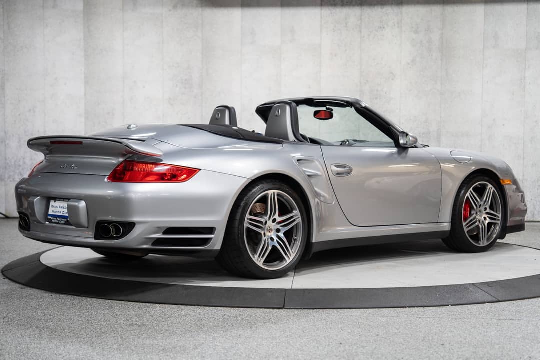 2009 Porsche 911 Turbo — photo 33