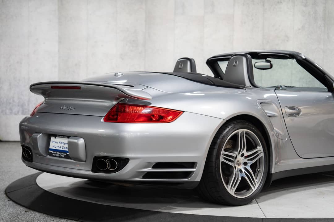 2009 Porsche 911 Turbo — photo 34