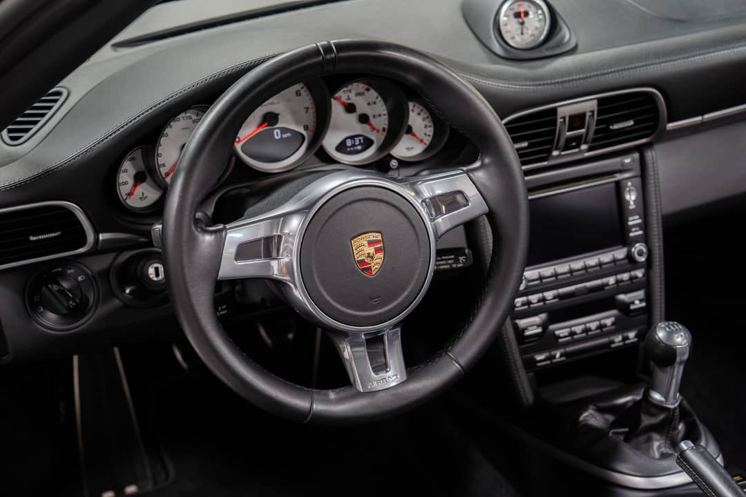 2009 Porsche 911 Turbo — photo 39