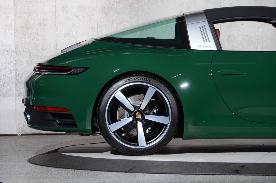 2024 Porsche 911 Targa 4S — photo 3