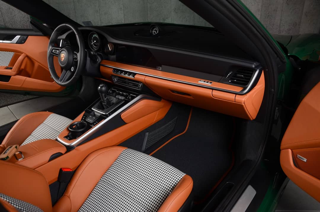 2024 Porsche 911 Targa 4S — photo 25