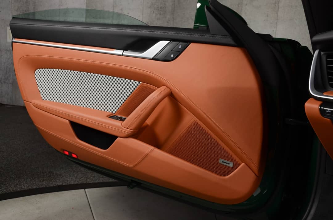 2024 Porsche 911 Targa 4S — photo 33