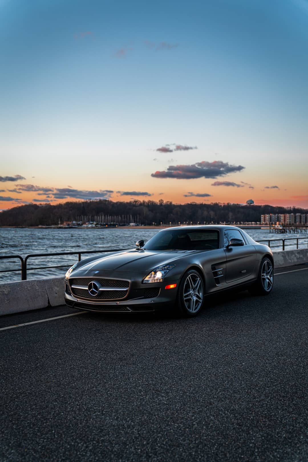 2011 Mercedes-Benz SLS AMG — photo 14