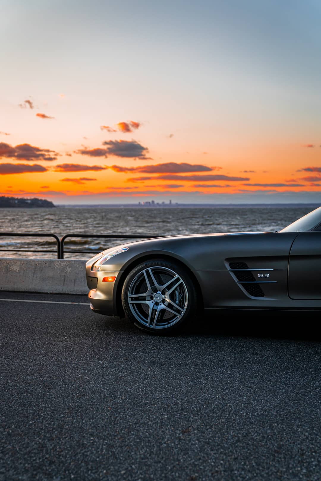 2011 Mercedes-Benz SLS AMG — photo 18