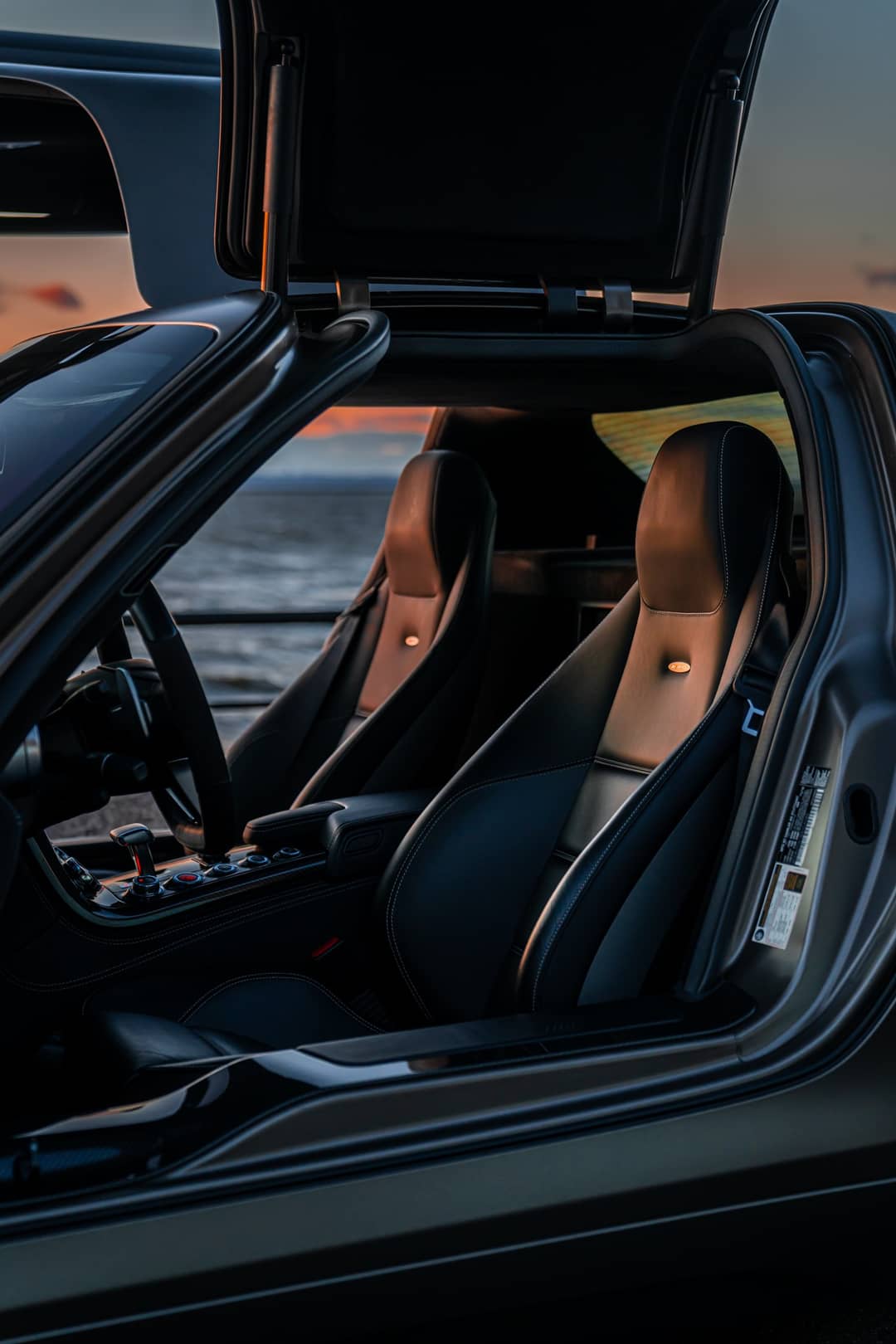2011 Mercedes-Benz SLS AMG — photo 20
