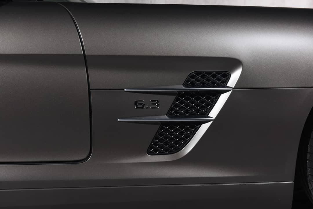 2011 Mercedes-Benz SLS AMG — photo 41