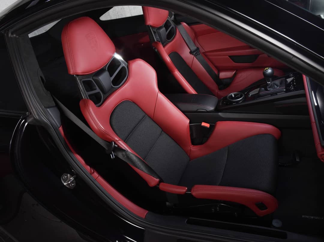2022 Porsche 911 GT3 Touring — photo 16