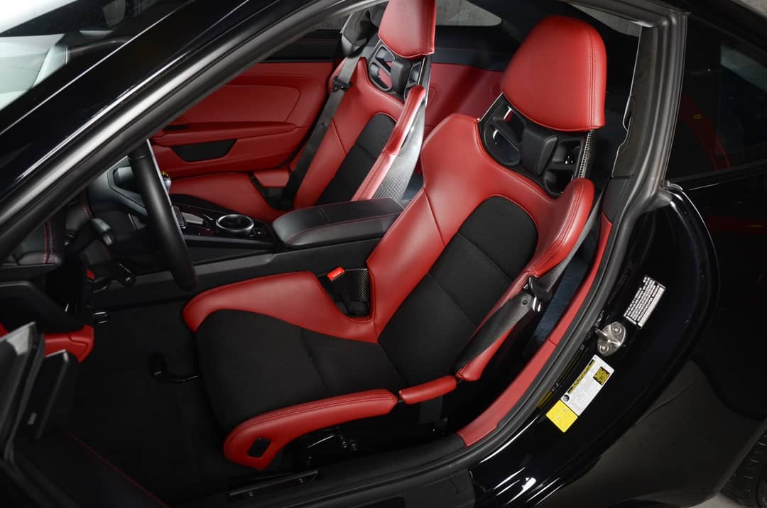 2022 Porsche 911 GT3 Touring — photo 4