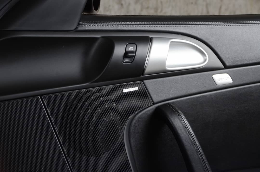 2011 Porsche 911 Turbo — photo 35