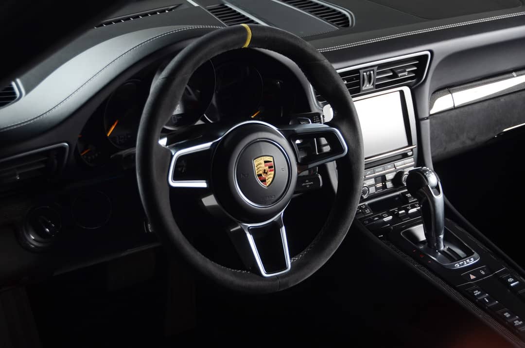 2016 Porsche 911 GT3 RS — photo 36