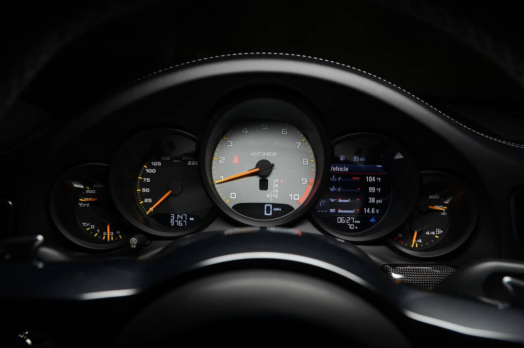 2016 Porsche 911 GT3 RS — photo 48