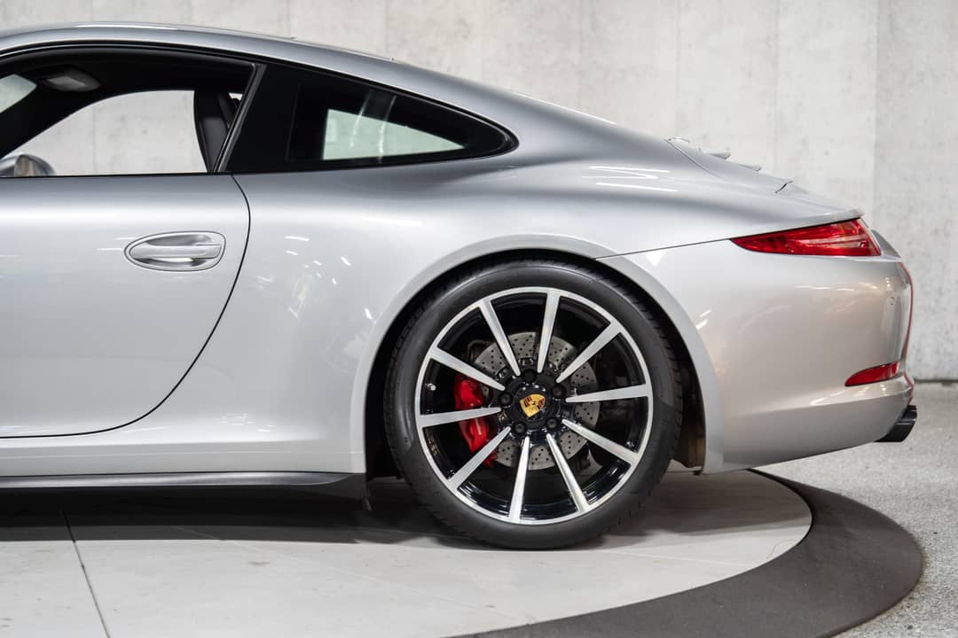 2014 Porsche 911 Carrera 4S — photo 13