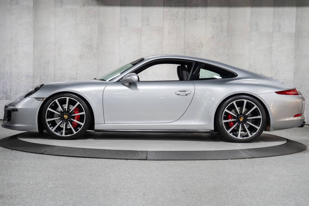 2014 Porsche 911 Carrera 4S — photo 14
