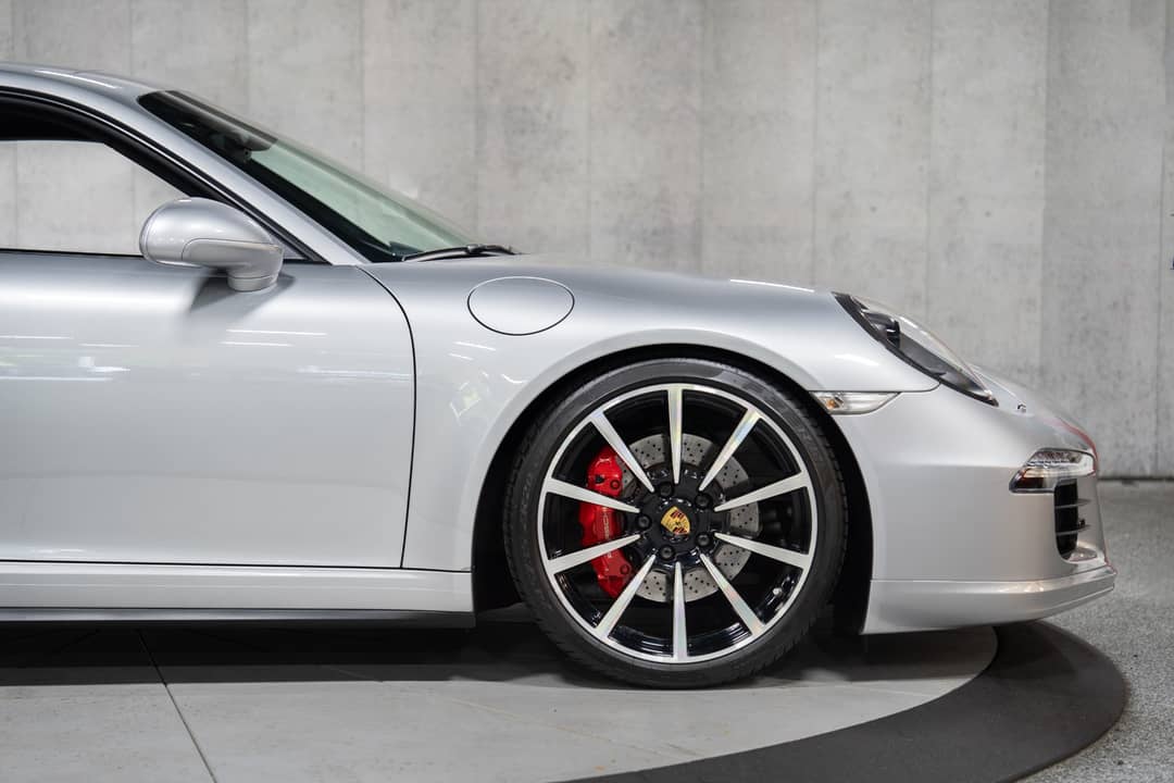2014 Porsche 911 Carrera 4S — photo 3