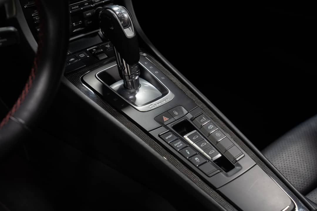 2014 Porsche 911 Carrera 4S — photo 21