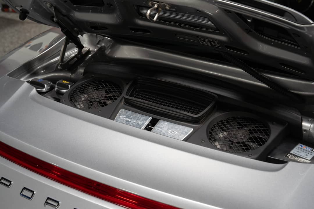 2014 Porsche 911 Carrera 4S — photo 24