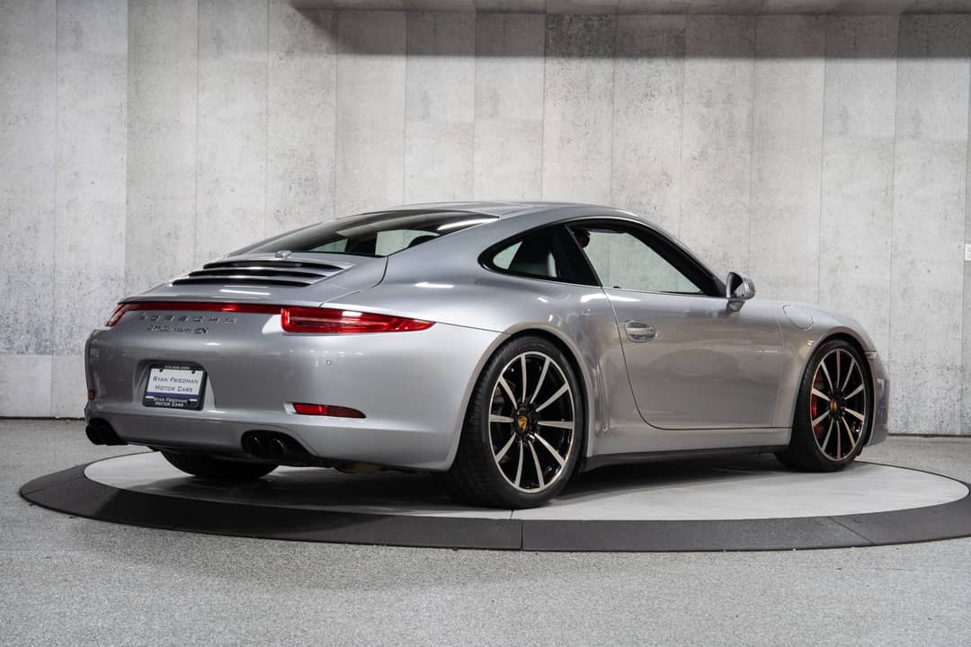 2014 Porsche 911 Carrera 4S — photo 26